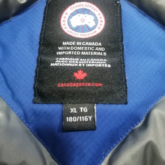Canada Goose Lodge Jacket - Picture 2 of 6